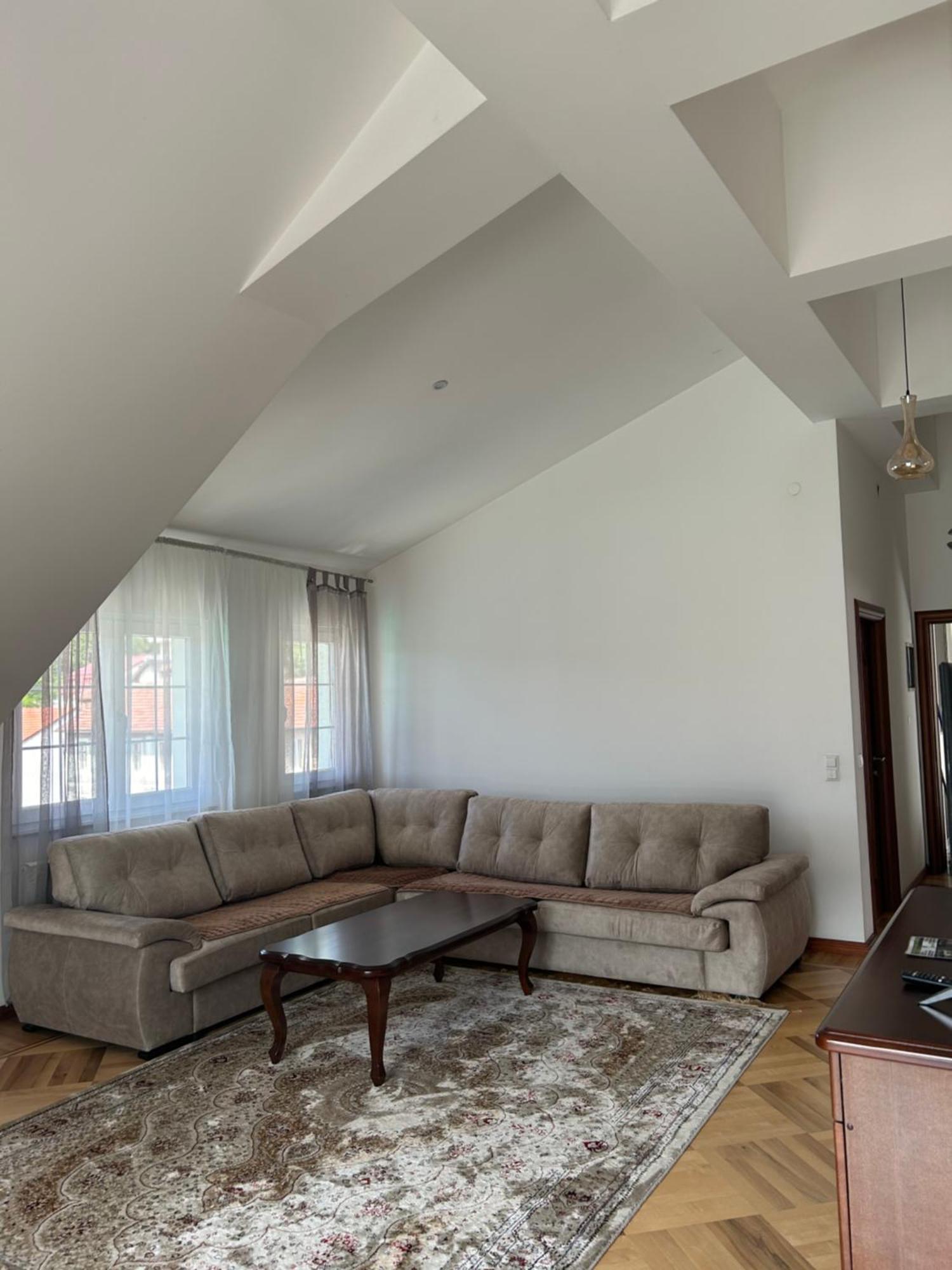 Prenj 1 I 2 Centar * Konjic